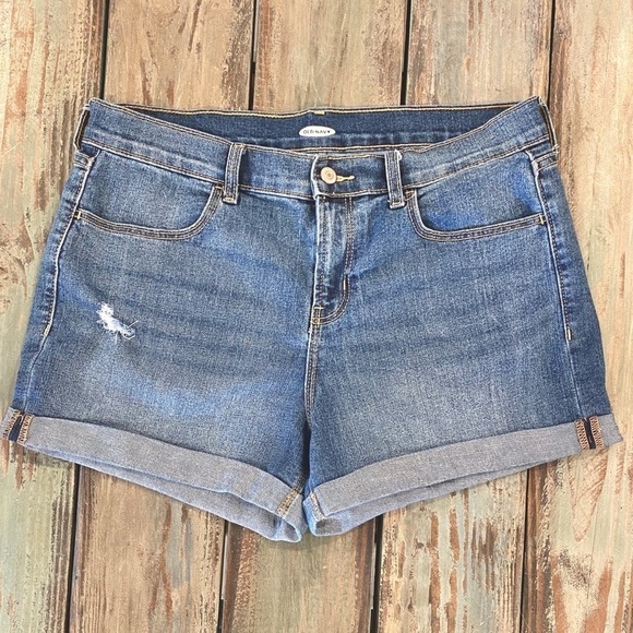 Old Navy High 10.5” Rise Cuffed Denim Shorts, Size 12, Stretch, Distressed - Picture 5 of 5